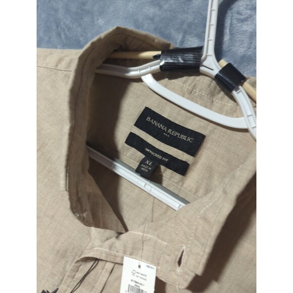 Banana Republic Men's XL Beige Cream Button Down Shirt Slim Untucked Fit NWT - Picture 3 of 7